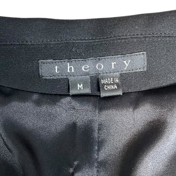 Theory Black Cropped Blazer Size Medium – Y2K Minimalist Stretch Jacket Pockets - Picture 9 of 10